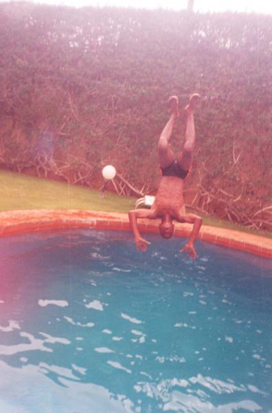 me en mode backflip diving